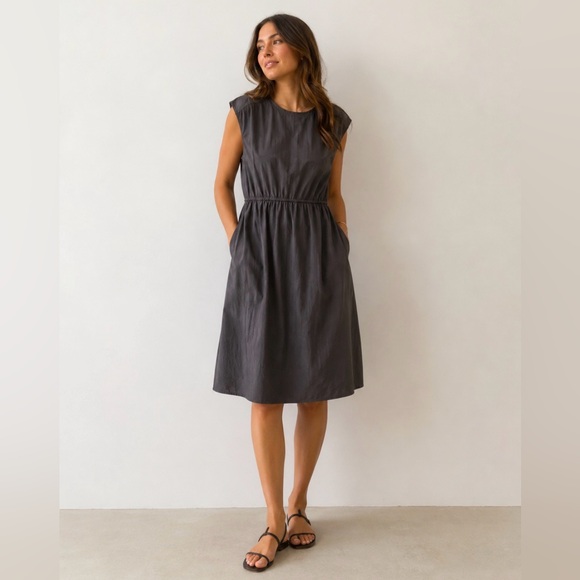 Uniqlo Dresses & Skirts - Uniqlo C Clare Waight Keller Minimalist Sleeveless Midi Dress Elastic Waist | M